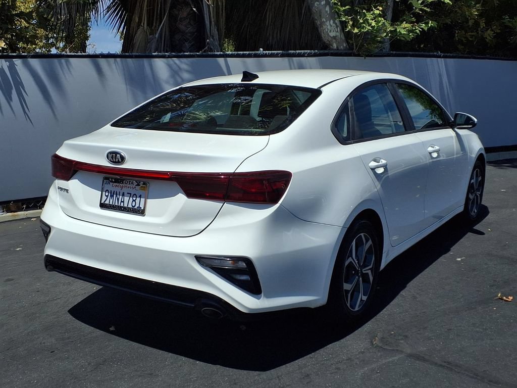 Used 2020 Kia Forte LXS FWD image 5