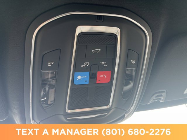 New 2026 Jeep Grand Wagoneer 4WD w/ 8-Passenger Seating Package image 34