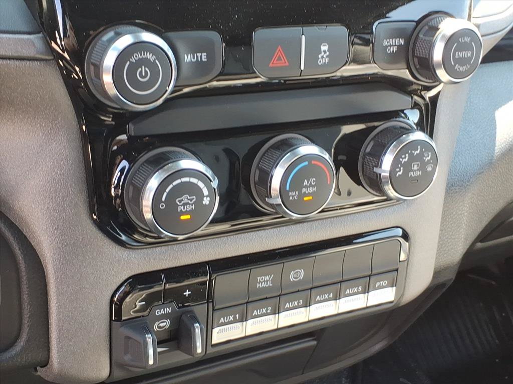 New 2026 RAM 4500 Tradesman w/ Chrome Appearance Group AWD/4WD image 36