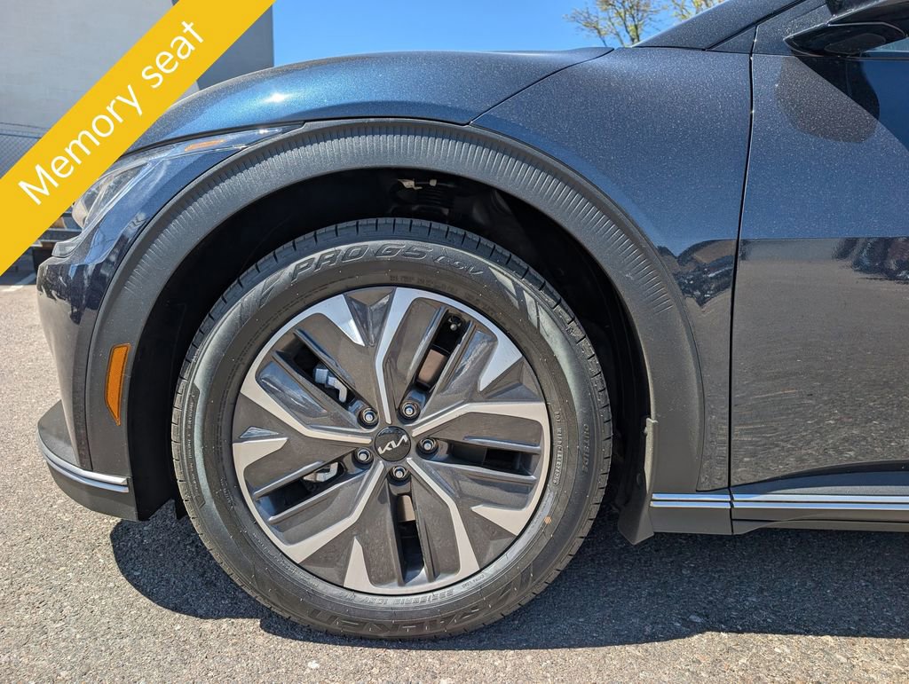 Certified 2024 Kia EV6 Light AWD/4WD image 12