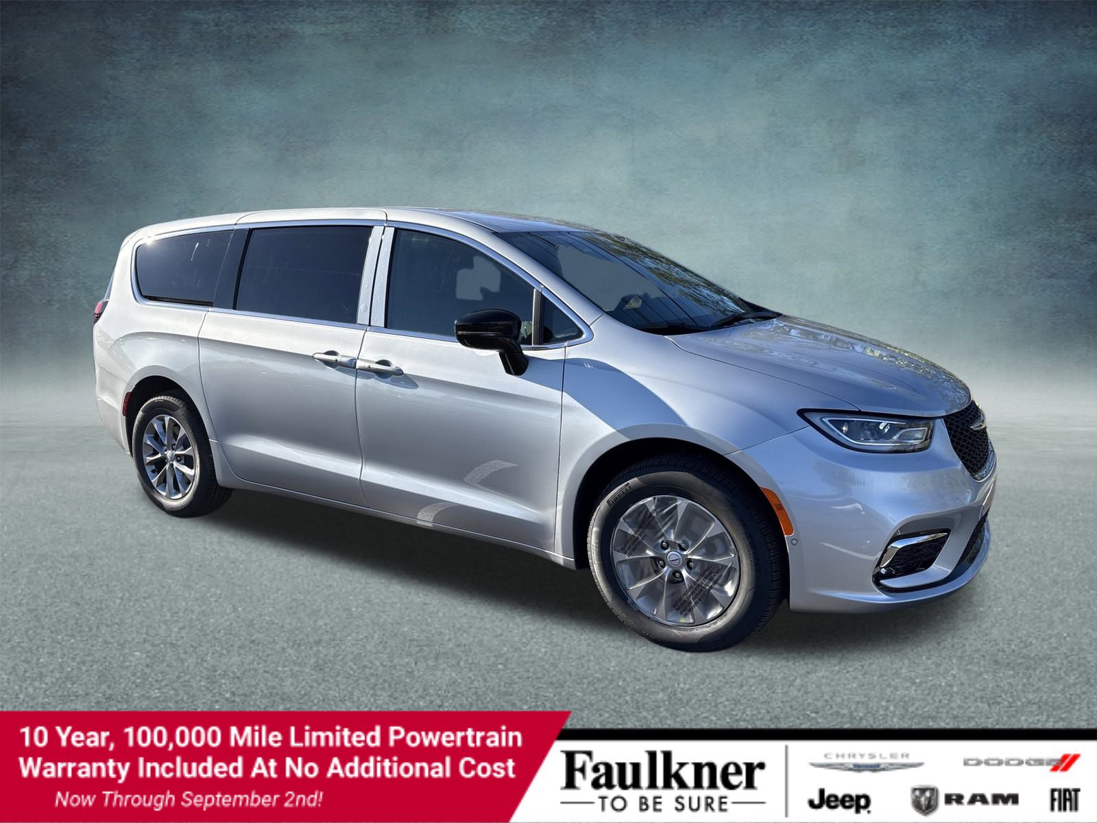 New 2026 Chrysler Pacifica Select