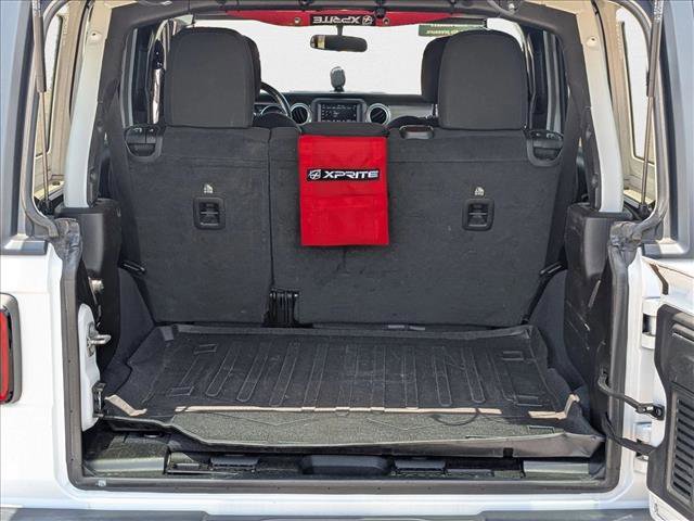 Used 2021 Jeep Wrangler Unlimited Sahara image 6