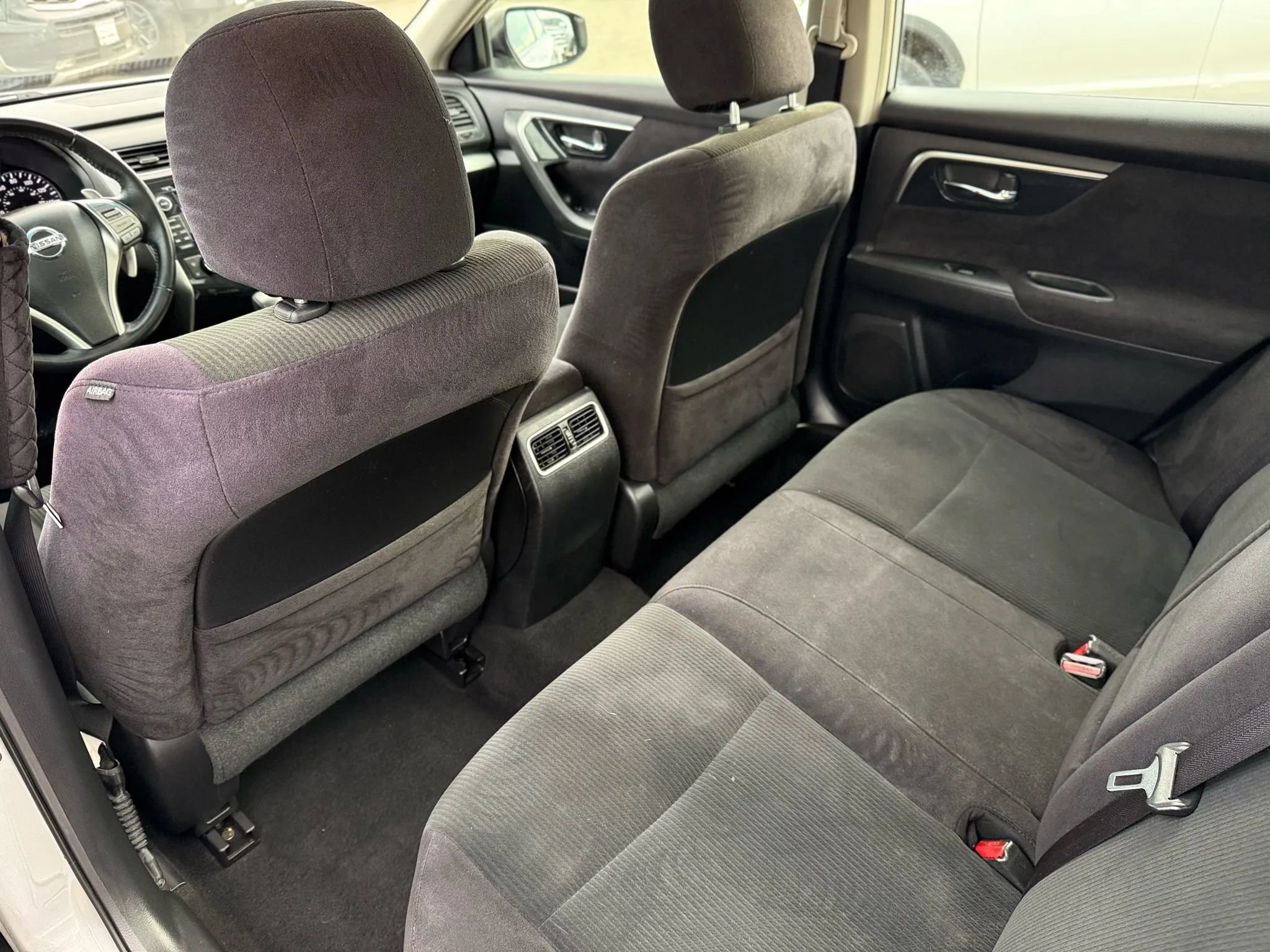 Used 2013 Nissan Altima 3.5 SV w/ Navigation Pkg image 14