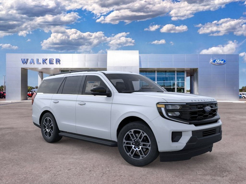 New 2026 Ford Expedition Active RWD image 7