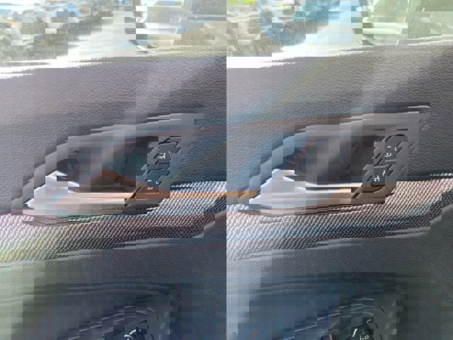 New 2025 Volkswagen GTI SE image 22