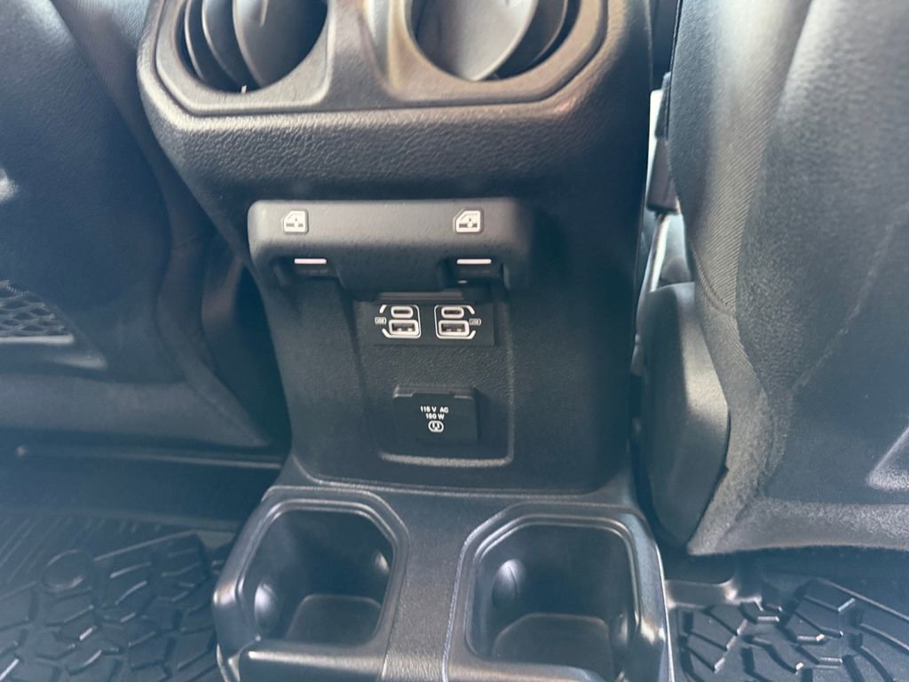 Used 2021 Jeep Wrangler Unlimited Rubicon image 16