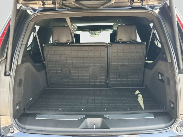 Certified 2023 Cadillac Escalade ESV Premium Luxury Platinum w/ LPO, Radiant Package AWD/4WD image 19