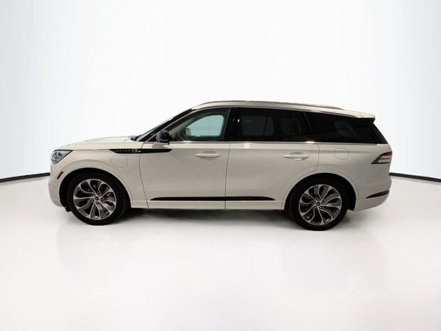 Used 2021 Lincoln Aviator Grand Touring w/ Equipment Group 302A image 4