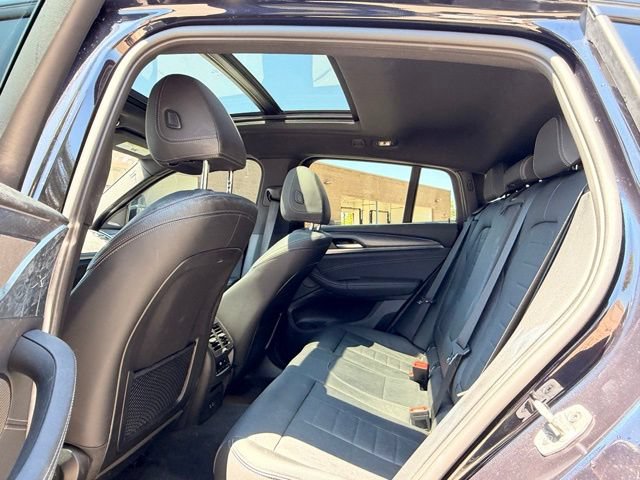 Used 2025 BMW X4 xDrive30i w/ Premium Package AWD/4WD image 27