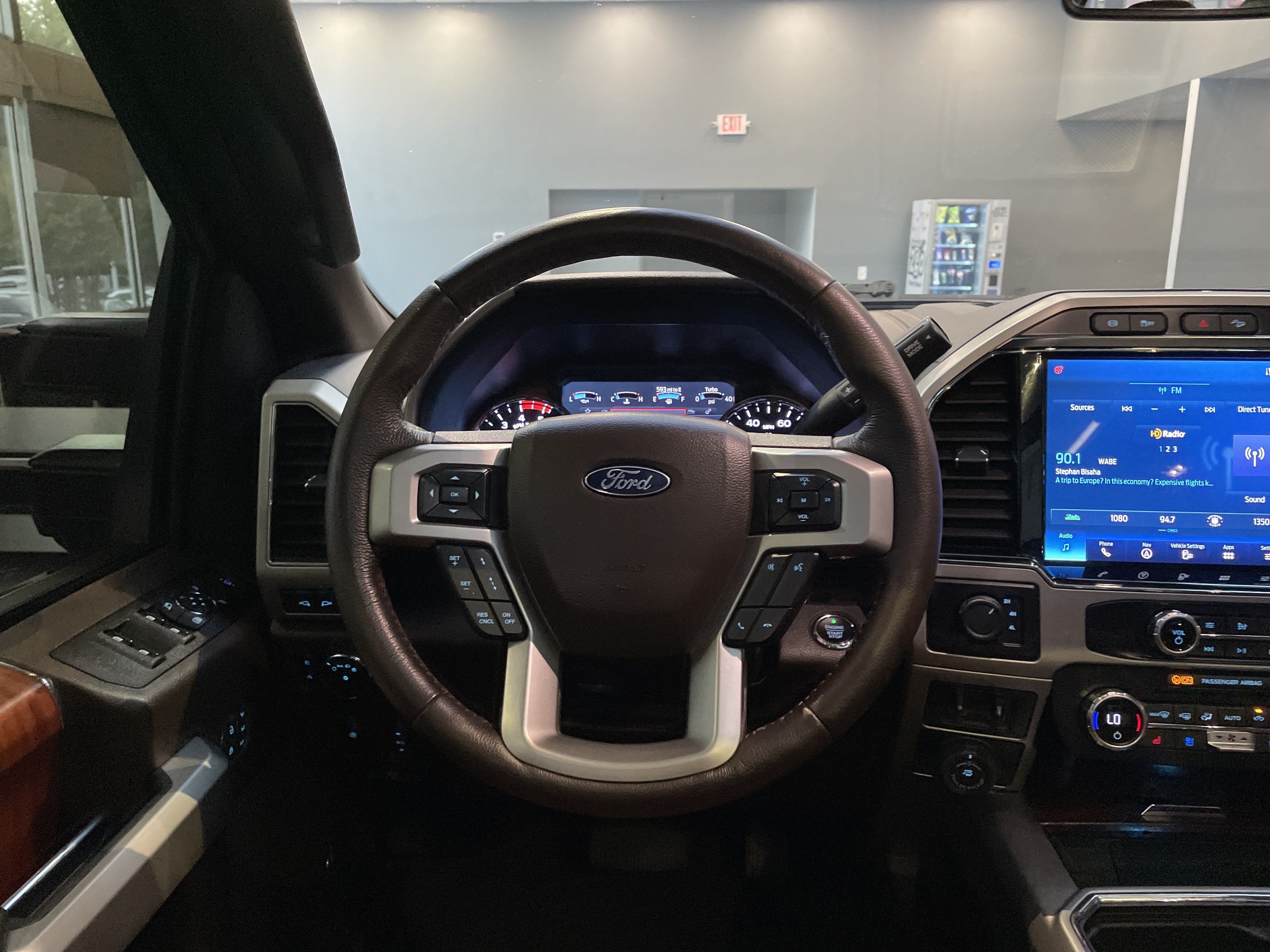 Used 2022 Ford F450 King Ranch w/ King Ranch Ultimate Package AWD/4WD image 19