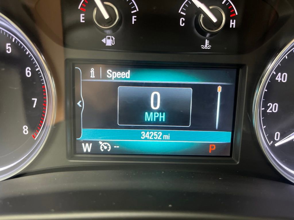 Used 2019 Buick Enclave Essence FWD image 12