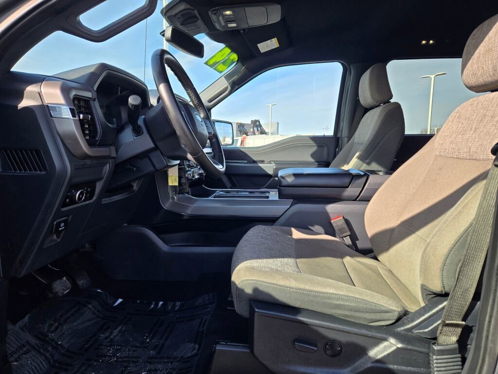 Used 2024 Ford F150 XLT w/ Mobile Office Package image 21