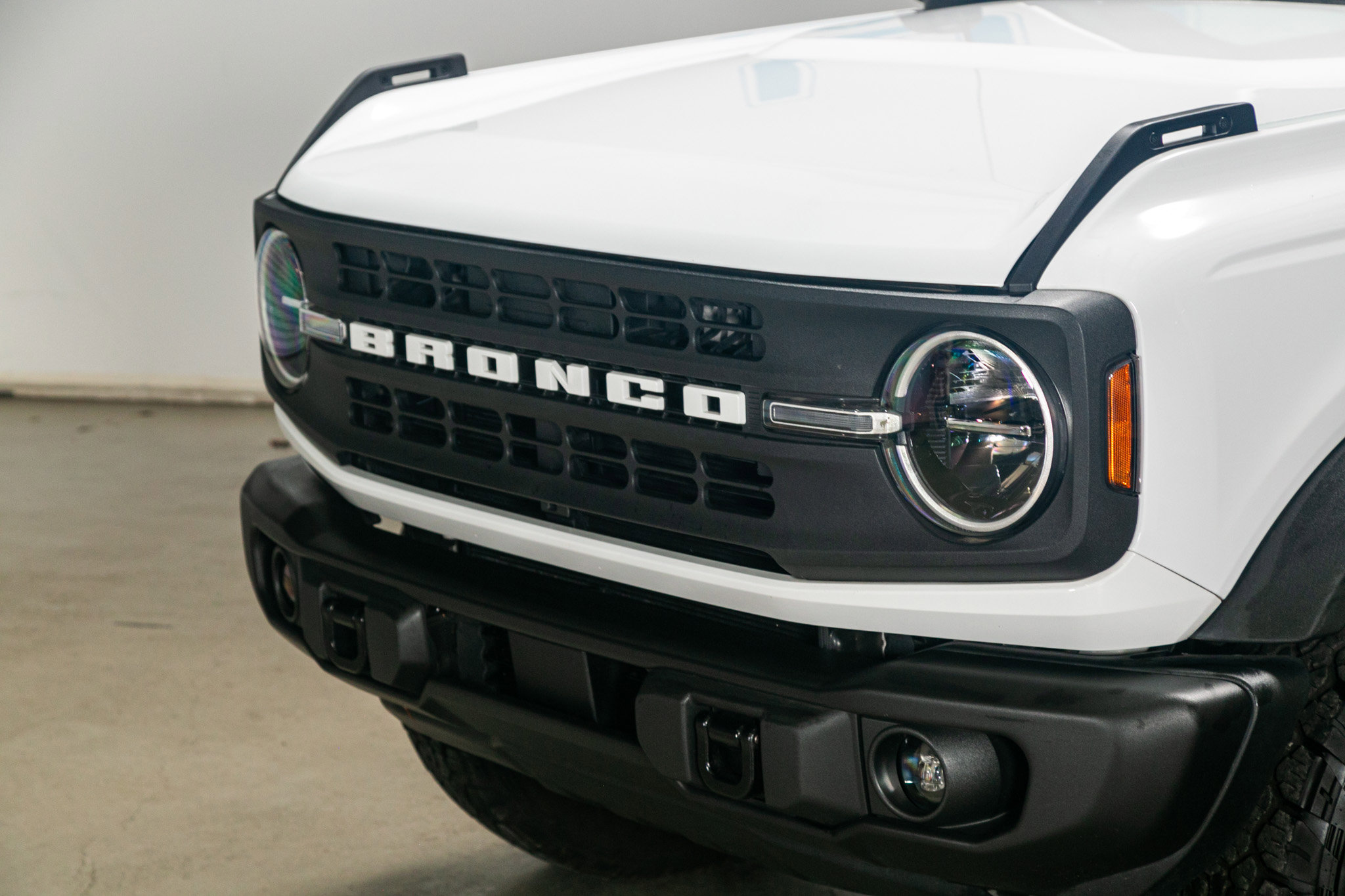 Used 2022 Ford Bronco Black Diamond image 9