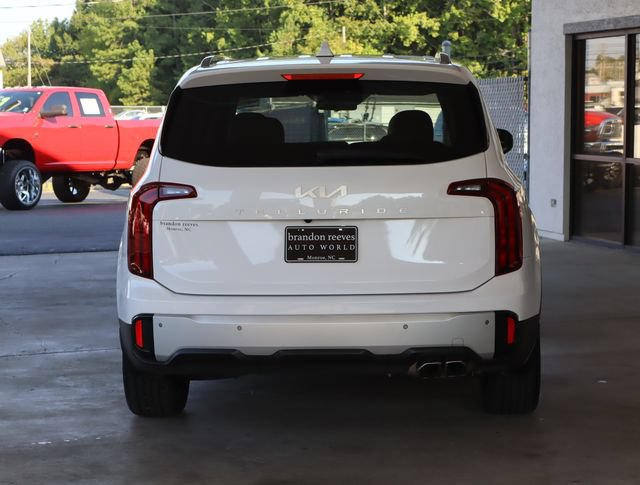Used 2024 Kia Telluride S w/ S Sunroof Package FWD image 4