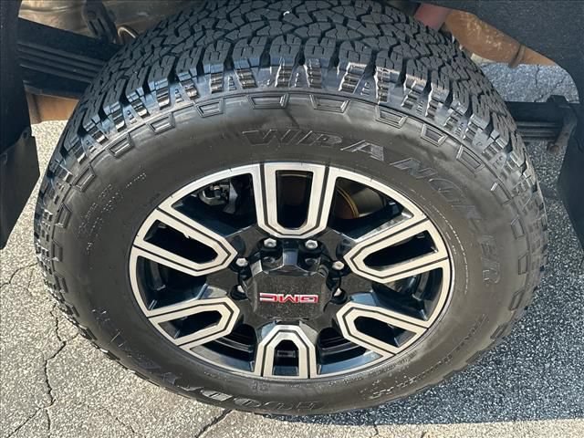 Certified 2022 GMC Sierra 2500 AT4 w/ Gooseneck/5TH Wheel Package AWD/4WD image 34