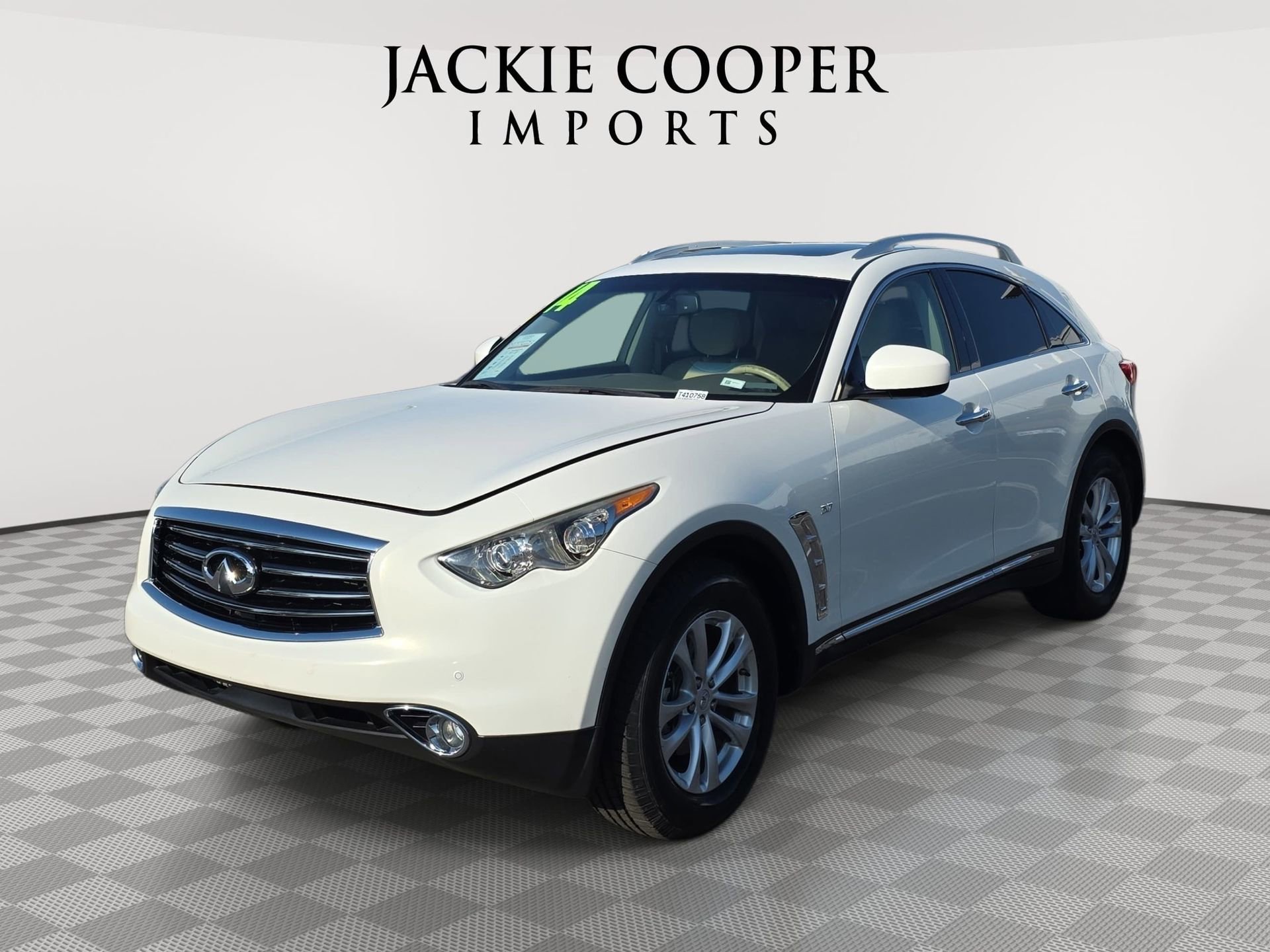 Used 2014 INFINITI QX70 AWD w/ Premium Package