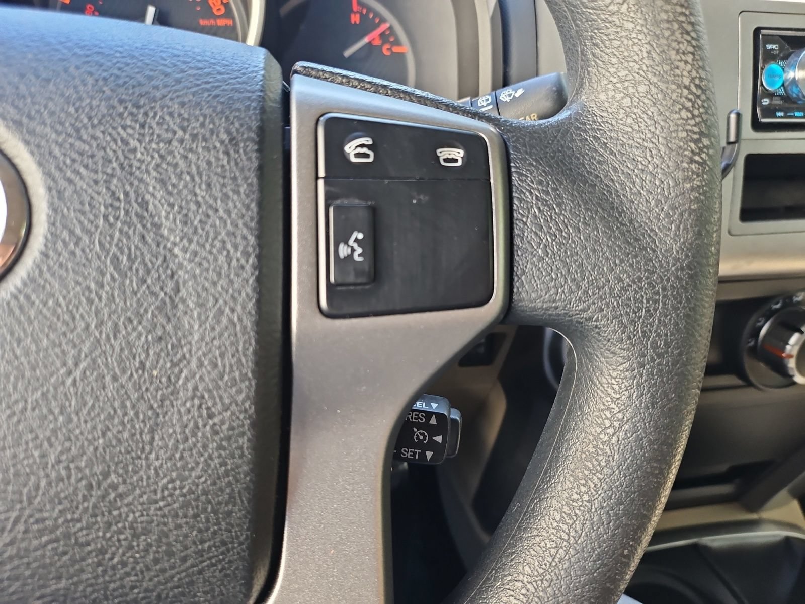 Used 2011 Toyota 4Runner SR5 w/ Convenience Pkg AWD/4WD image 28