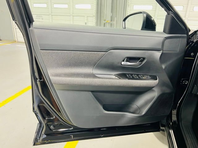New 2026 Nissan Kicks SV image 21