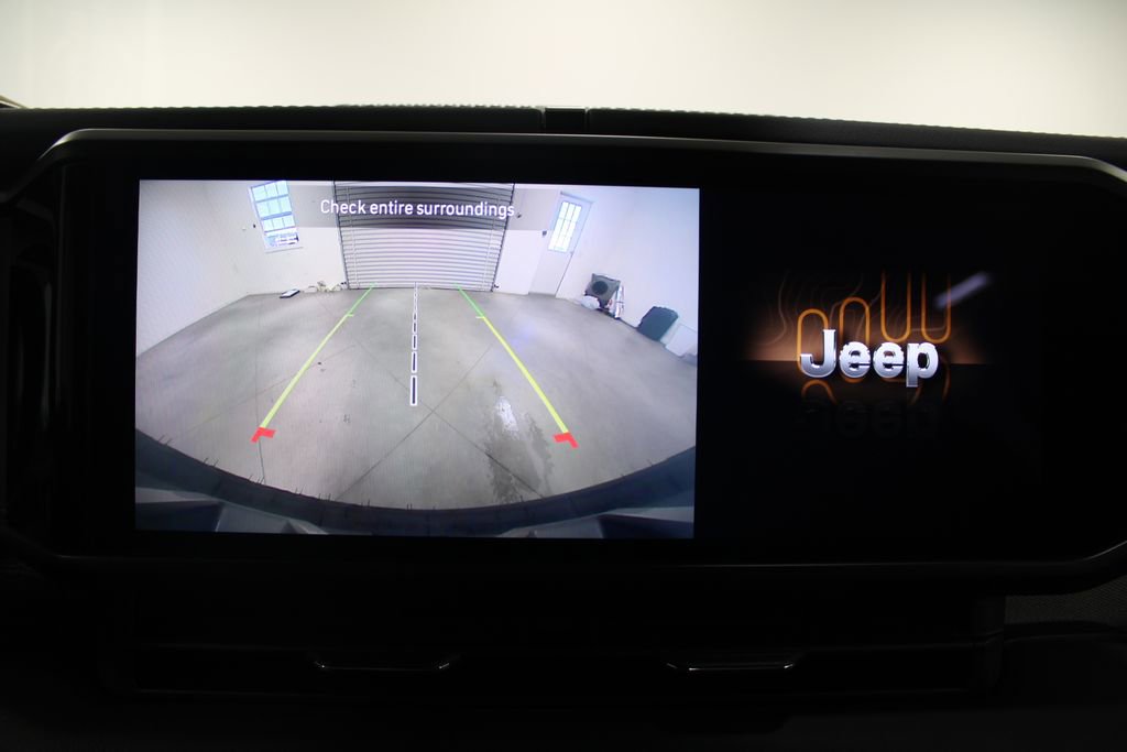 Used 2024 Jeep Wrangler Sahara image 49