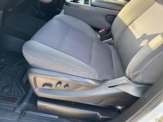 Used 2017 Chevrolet Silverado 2500 LT image 37
