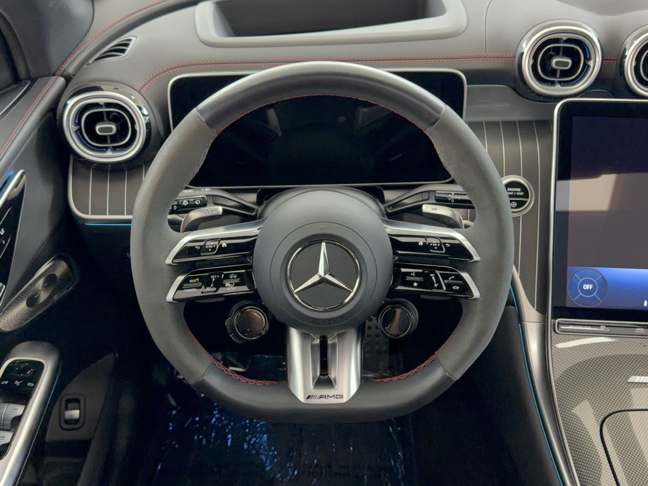 Used 2025 Mercedes-Benz GLC 43 AMG 4MATIC image 10
