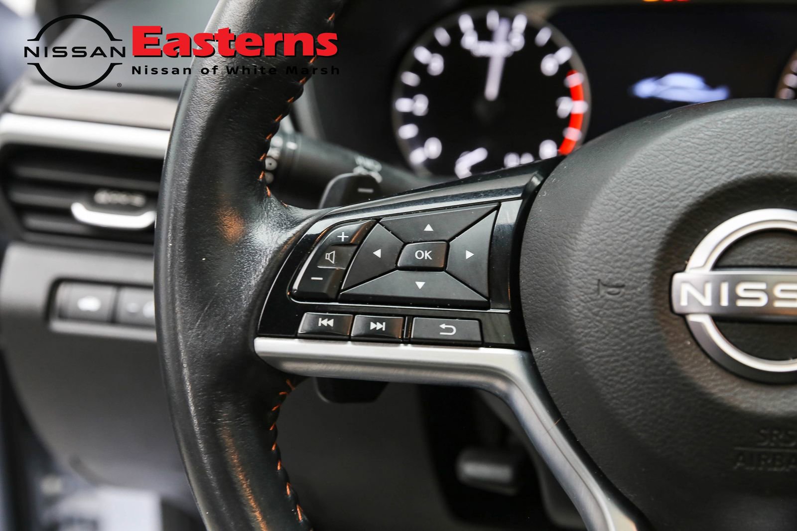 Used 2023 Nissan Altima 2.5 SR w/ SR Premium Package FWD image 15
