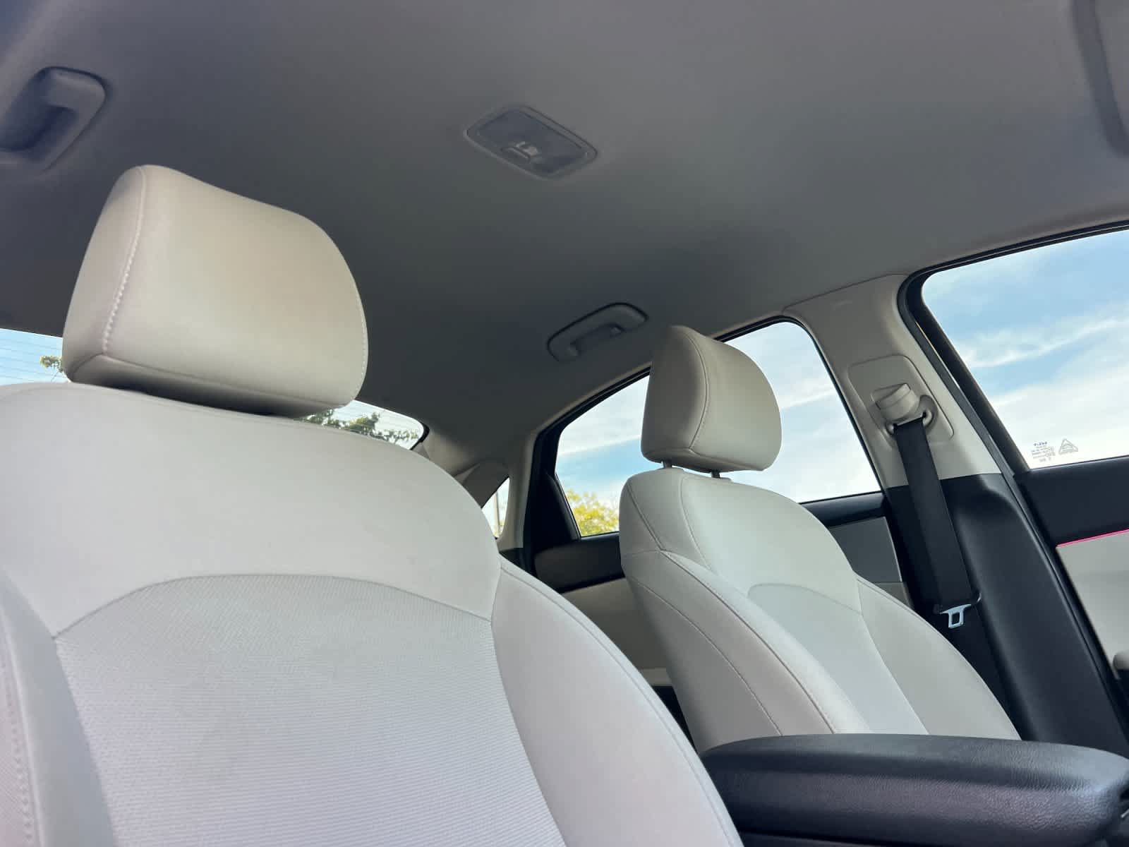 Used 2023 Kia Forte LXS w/ LXS Technology Package FWD image 15