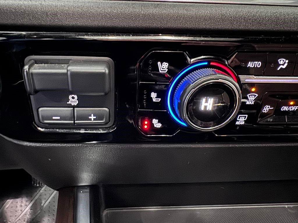 Certified 2023 Chevrolet Silverado 1500 High Country w/ High Country Premium Package image 23