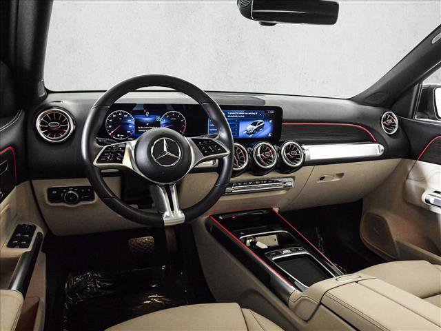 Certified 2026 Mercedes-Benz GLB 250 4MATIC image 20