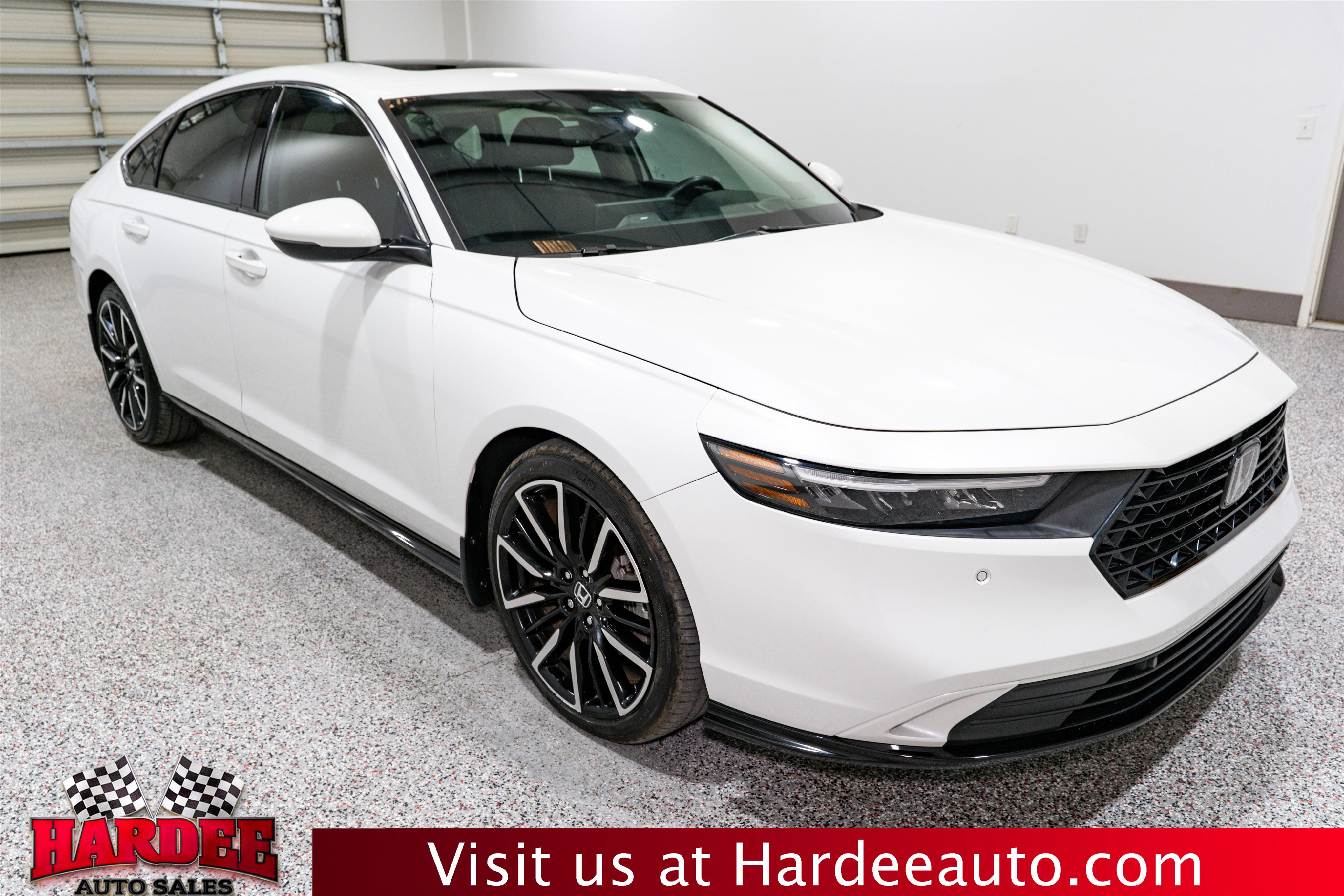 Used 2023 Honda Accord Touring image 6