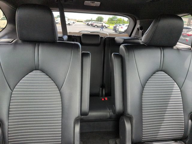 Certified 2025 Toyota Highlander XSE AWD/4WD image 11