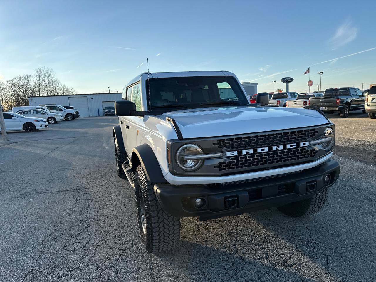 New 2025 Ford Bronco Badlands w/ Sasquatch Package AWD/4WD video 1