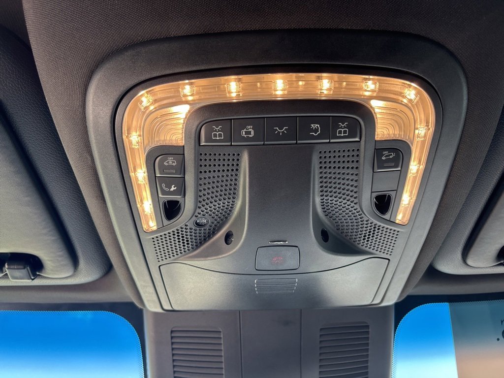 Used 2019 Mercedes-Benz Sprinter 2500 image 40