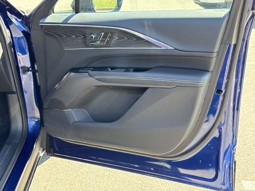 Certified 2024 Cadillac Lyriq Sport AWD/4WD image 26