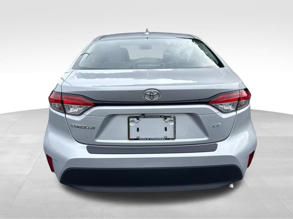 Certified 2024 Toyota Corolla LE FWD image 5