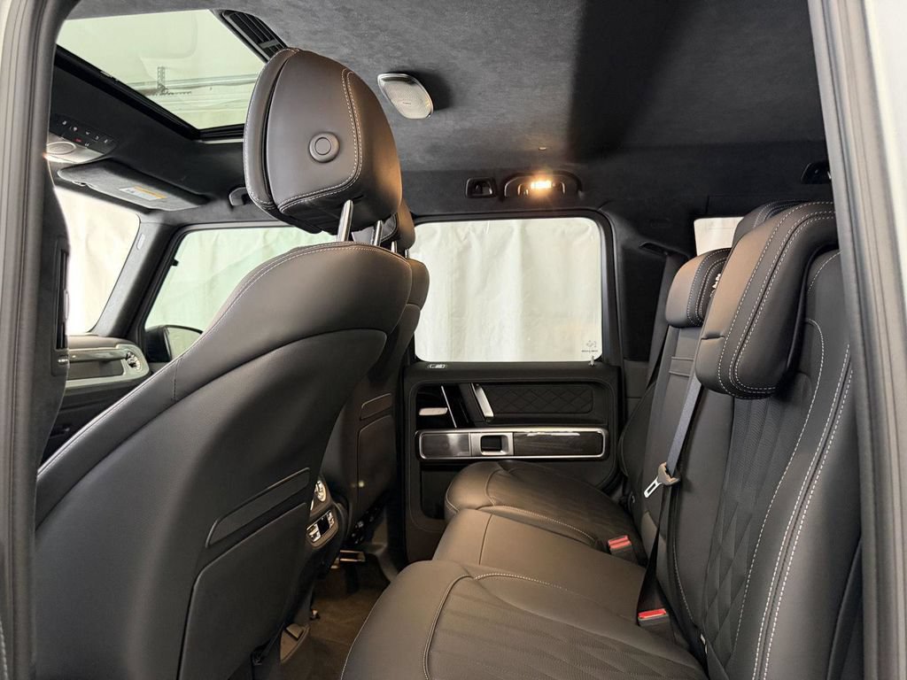 Used 2025 Mercedes-Benz G 63 AMG 4MATIC image 25