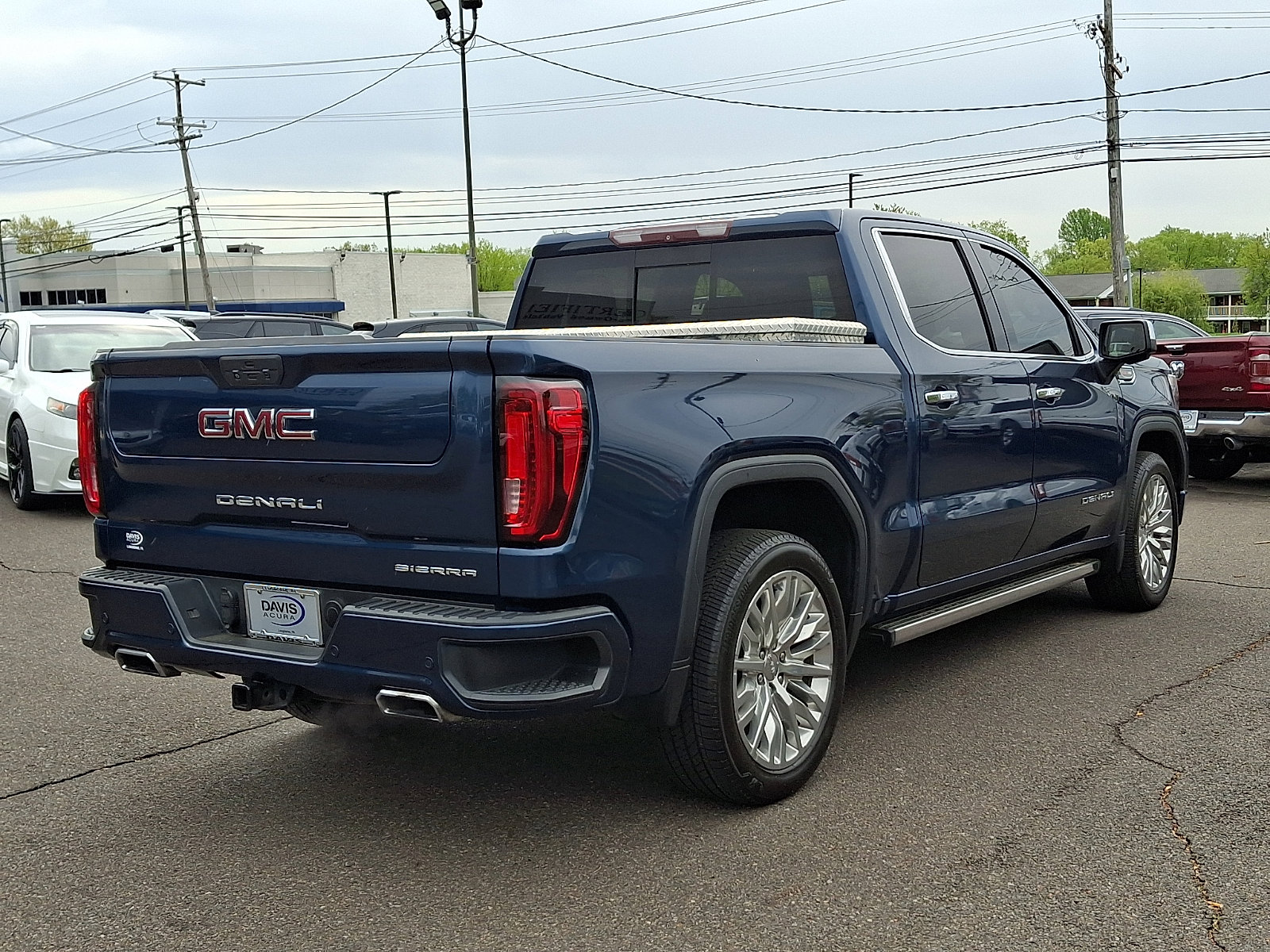 Used 2019 GMC Sierra 1500 Denali w/ Denali Ultimate Package AWD/4WD image 4