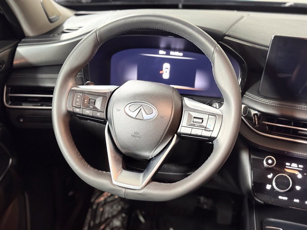 Used 2023 INFINITI QX60 Luxe w/ Performance Audio Package AWD/4WD image 12