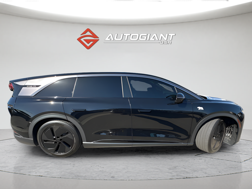 Used 2026 Lucid Gravity Grand Touring AWD/4WD image 3