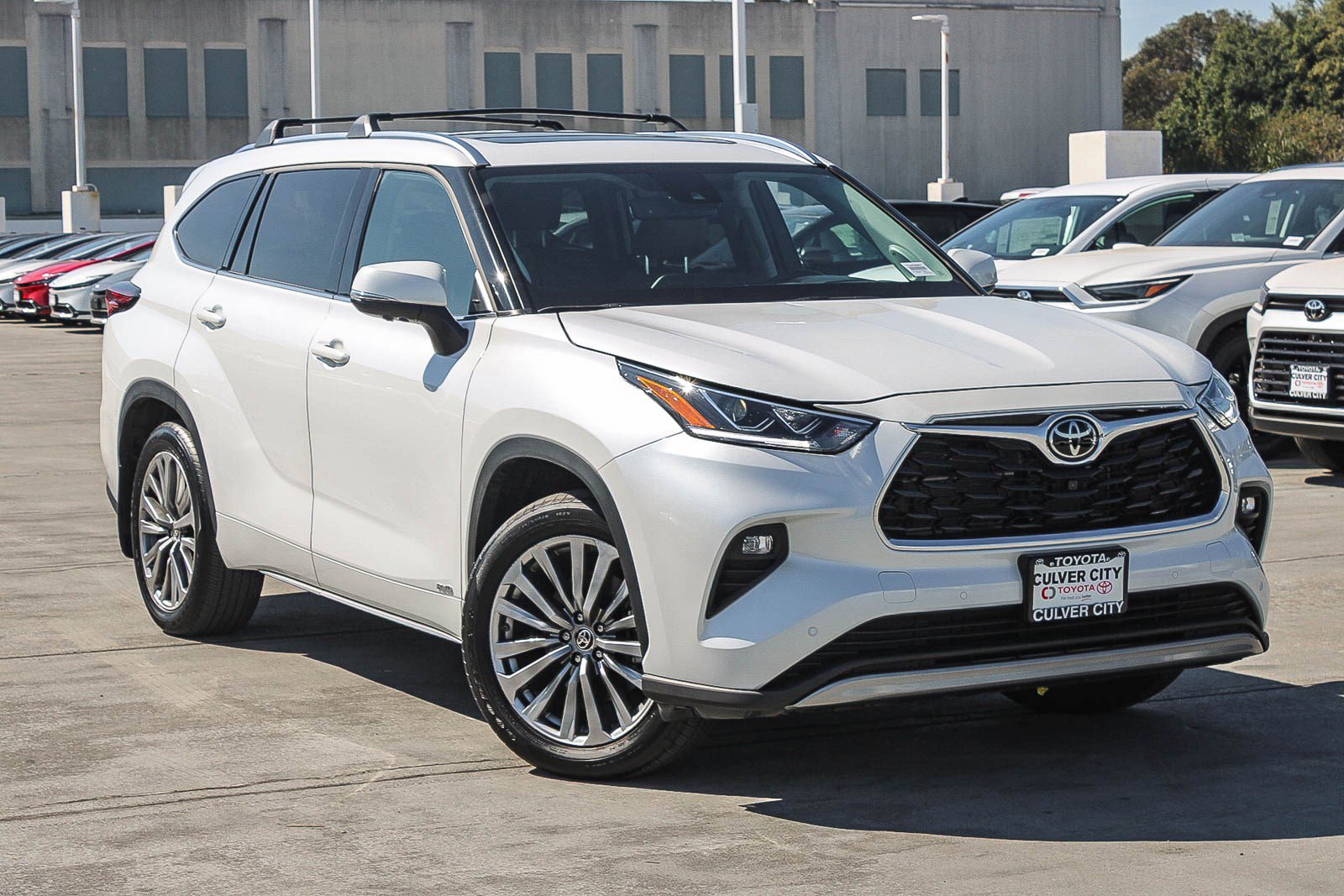 Certified 2025 Toyota Highlander Limited