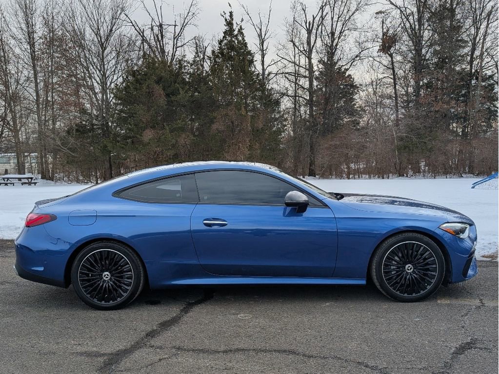 Used 2024 Mercedes-Benz CLE 300 4MATIC Coupe image 4