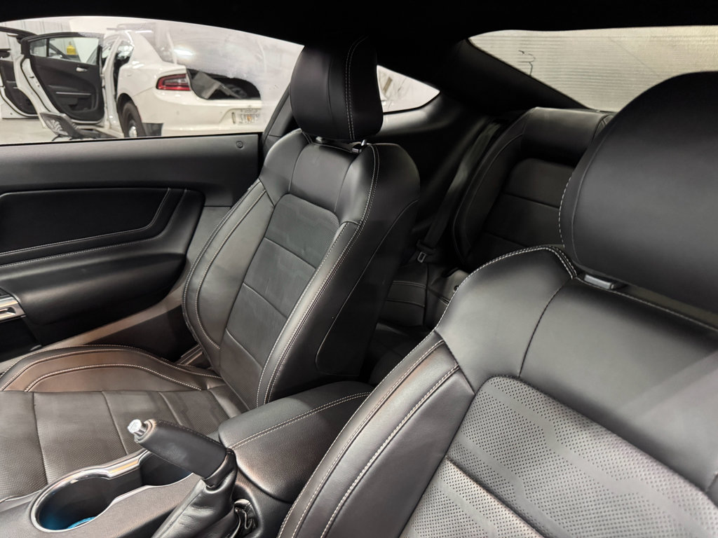 Used 2022 Ford Mustang GT Premium w/ GT Performance Package image 5