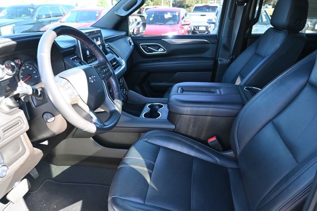 Used 2021 Chevrolet Suburban RST w/ Luxury Package image 9