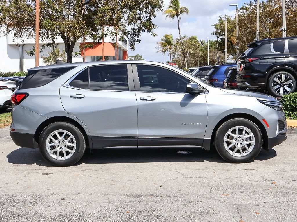 Used 2024 Chevrolet Equinox LT FWD image 18