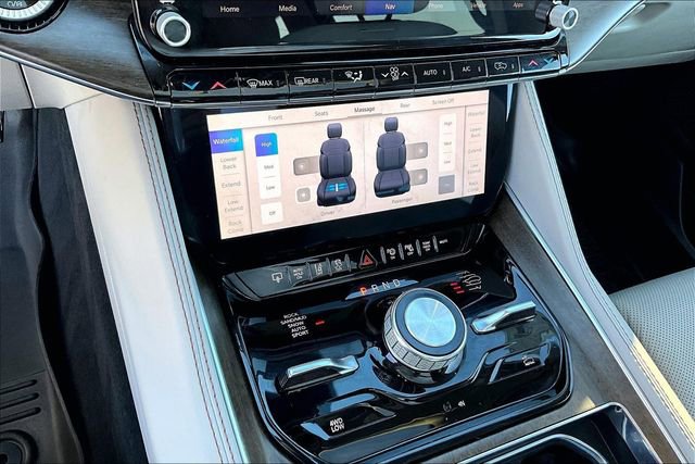 Used 2022 Jeep Grand Wagoneer Series I image 19