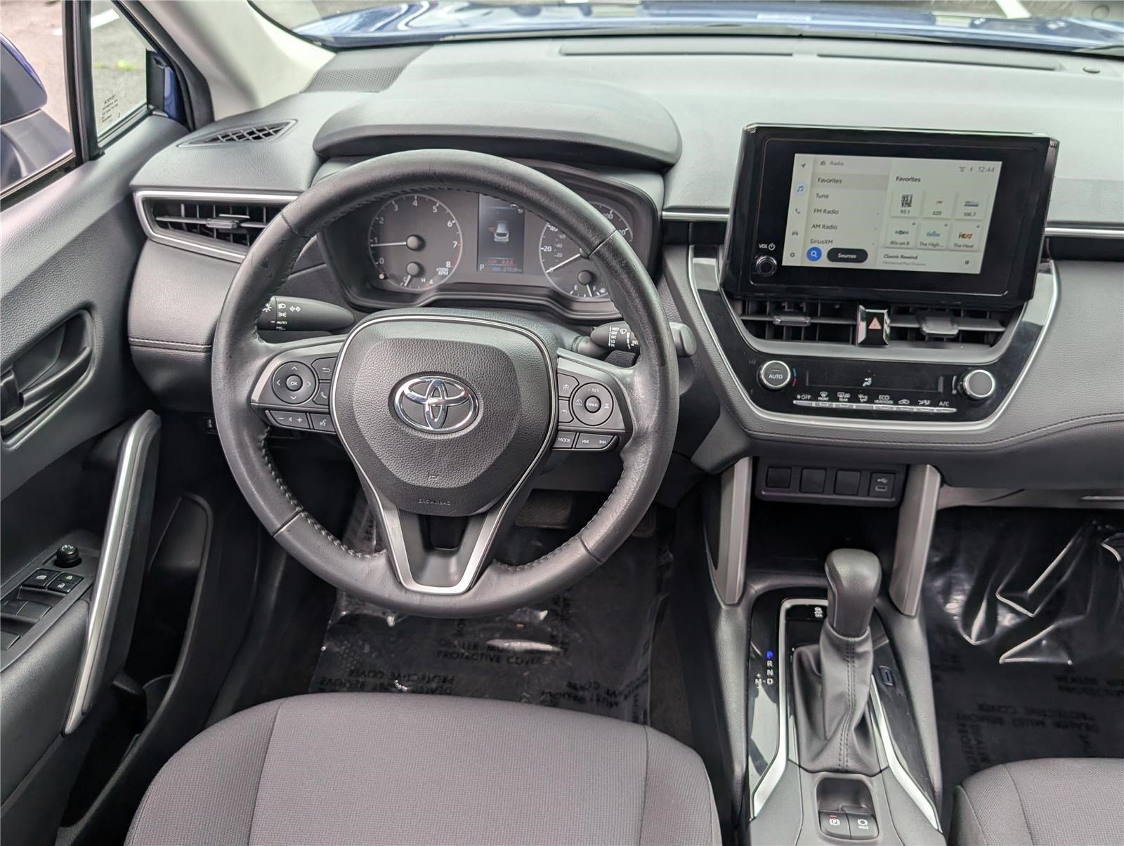Used 2023 Toyota Corolla Cross LE w/ Moonroof Package AWD/4WD image 16