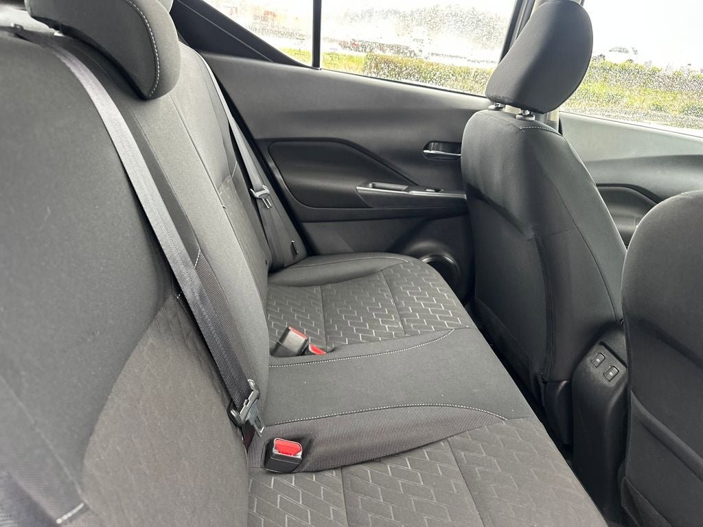 Used 2024 Nissan Kicks SV FWD image 19