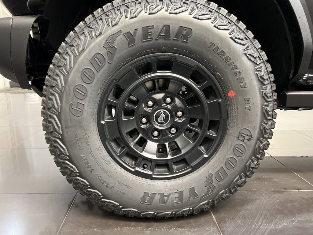 New 2026 Ford Bronco Badlands image 7