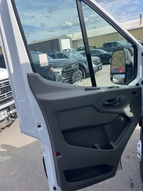 Used 2026 Ford Transit 250 148 Medium Roof Extended AWD w/ Load Area Protection Package image 24