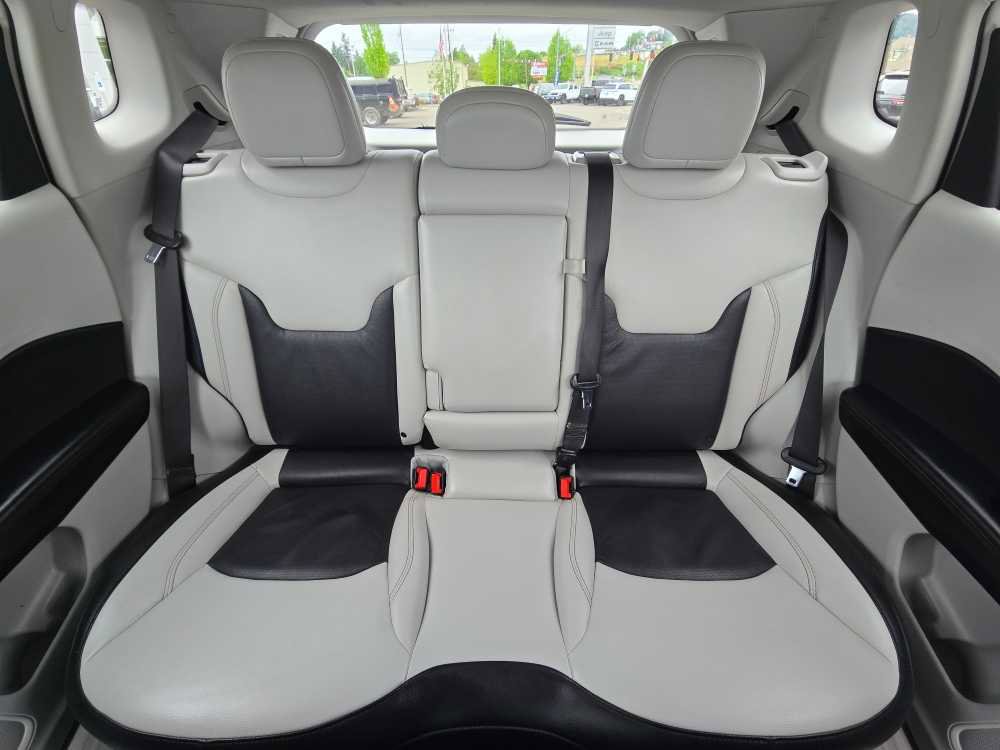Used 2021 Jeep Compass Limited AWD/4WD image 17